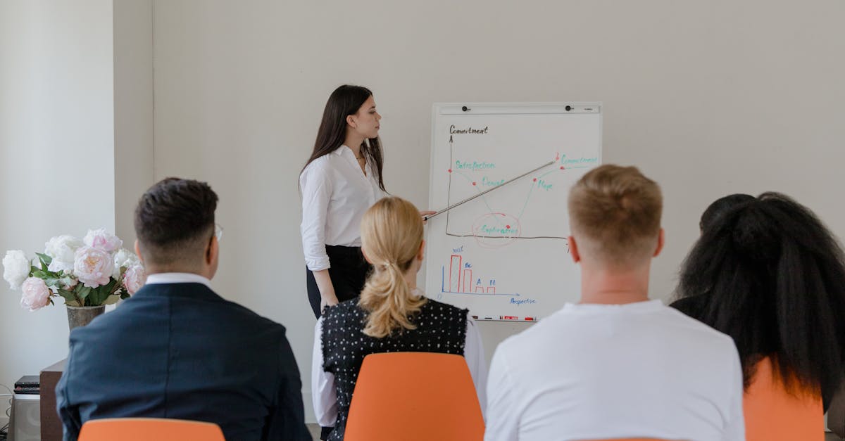 虚拟机手机卡实名实名账号：曹操专车平台代理