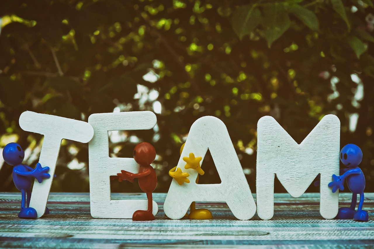 世纪互联实名账号:实名认证是否能够解决盲目跟风的问题?