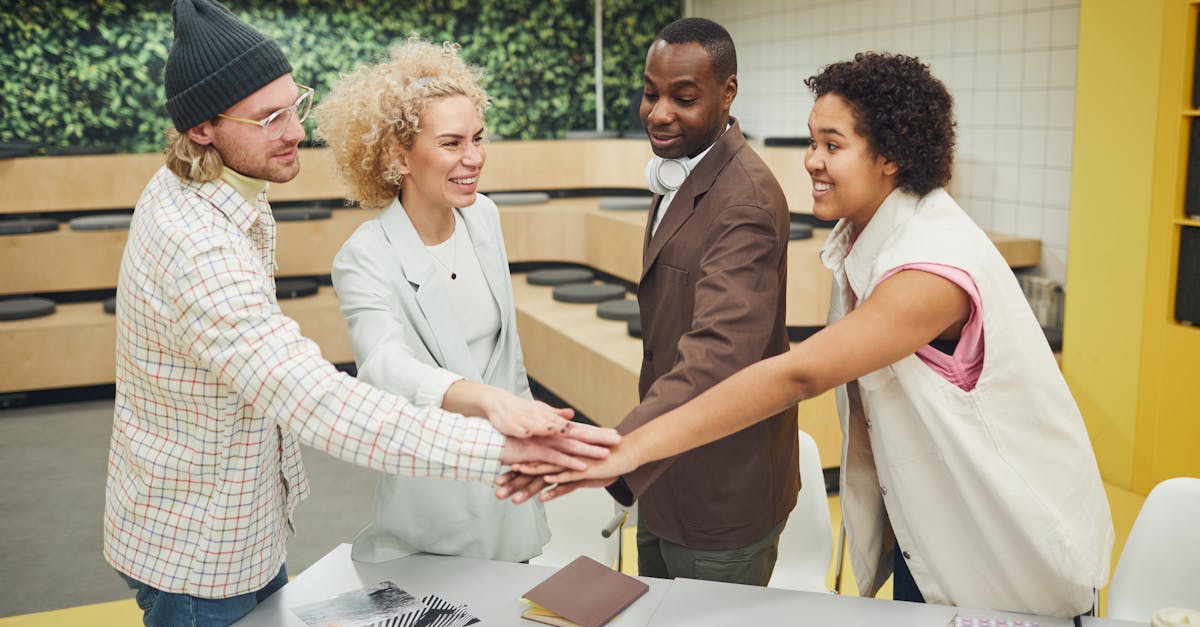 白号发卡网：约玩吧app详情下载教程